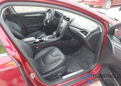 2014 Ford Fusion Hybrid Titanium from USA, damaged, VIN 3FA6P0RU1ER132631